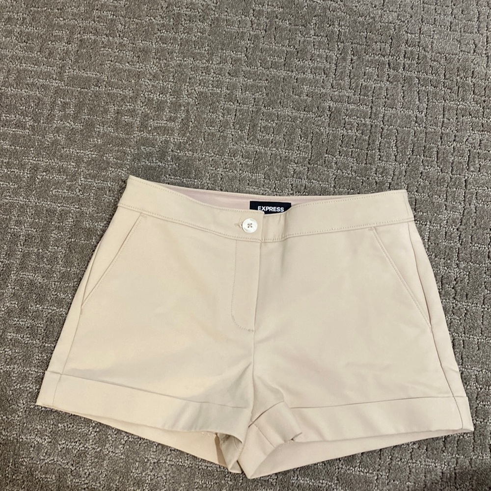 Express Shorts